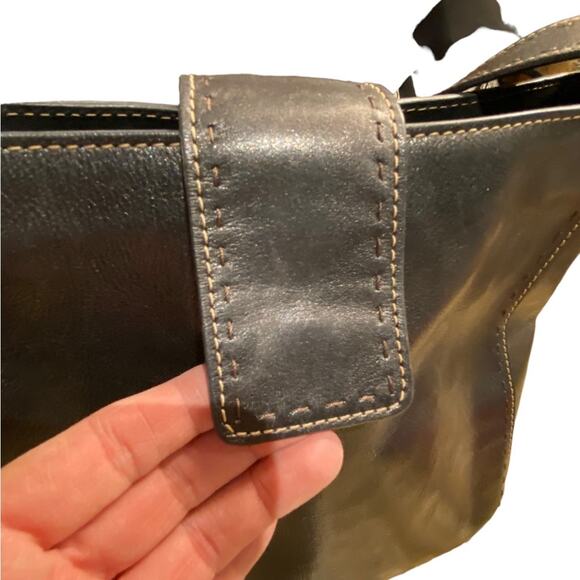 Fossil Shoulder Bag in a Dark Brown/Black with Stitching and Magnetic Closure - Picture 3 of 7